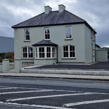Mountmahon House *