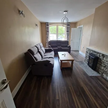 Mountmahon House Apartmán *